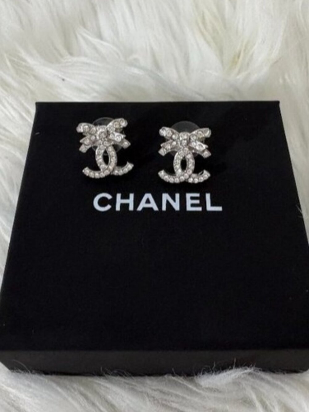Chanel CC Stud Earrings - Picture 2 of 3